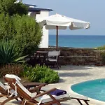 Marandi Luxury Hotel 4*