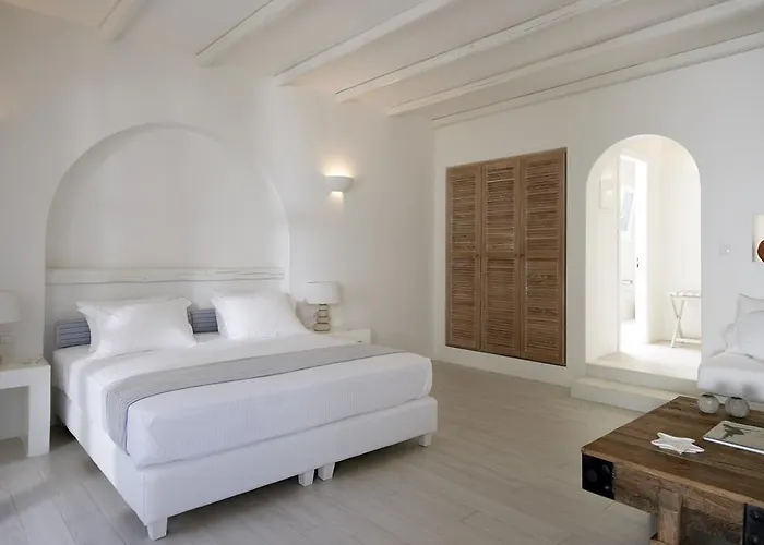 Отель Marandi Luxury